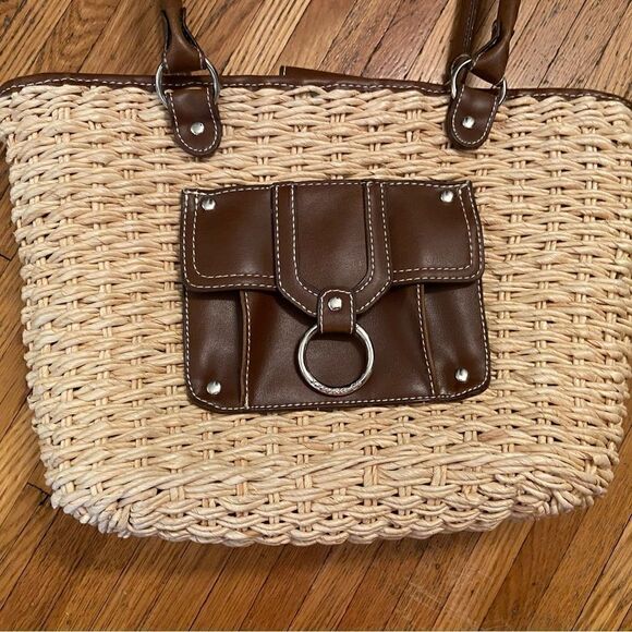 American Living Straw/Cornhusk purse - Picture 2 of 7